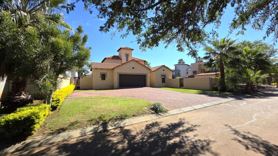 4 Bedroom Property for Sale in Melodie North West
